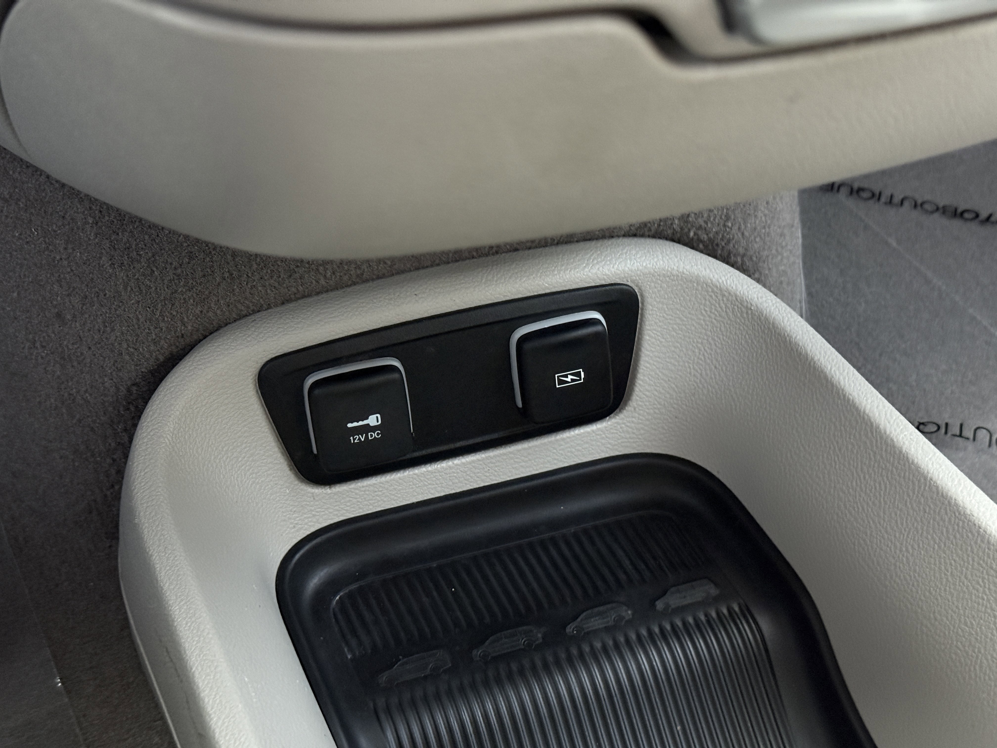 Used 2021 Chrysler Pacifica Touring image 22