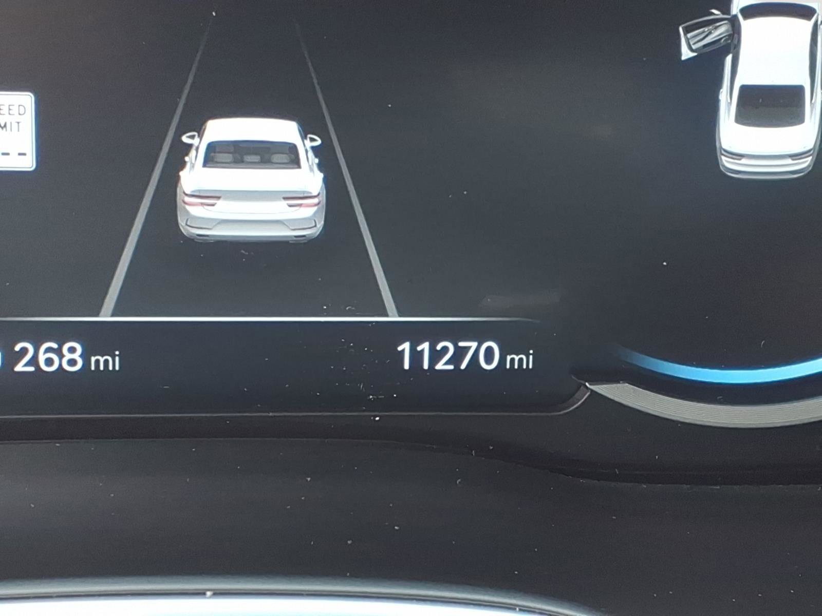 Used 2024 Genesis G80 image 22