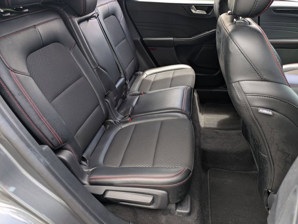 Used 2025 Ford Escape ST-Line AWD/4WD image 27