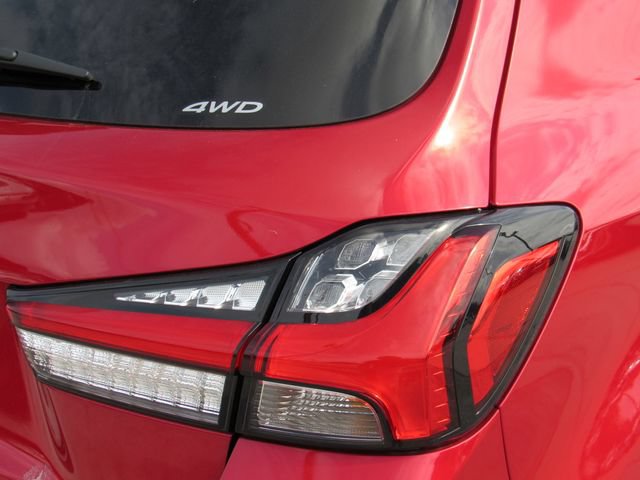 Used 2024 Mitsubishi Outlander Sport ES AWD/4WD image 10