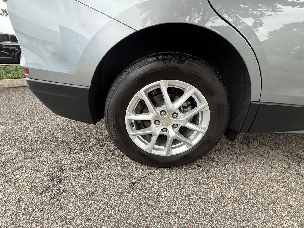 Used 2023 Chevrolet Equinox LS w/ LPO, Floor Liner Package AWD/4WD image 31