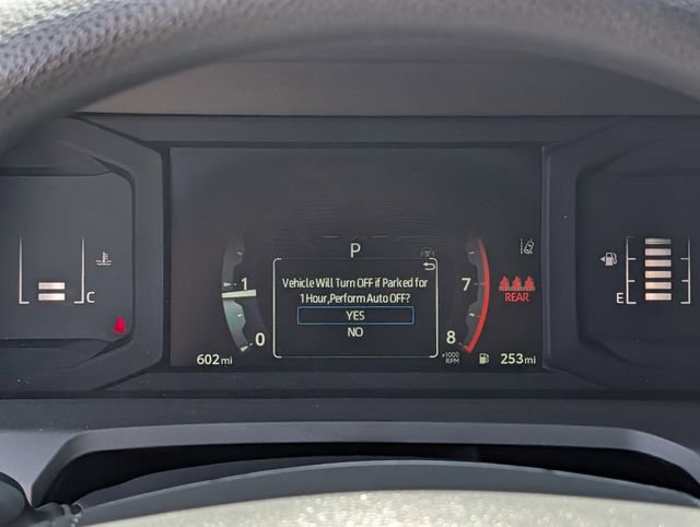 Used 2025 Toyota Tacoma SR5 AWD/4WD image 14