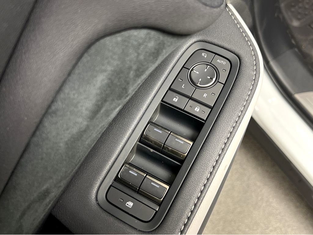 New 2026 Lexus TX 500h AWD image 35