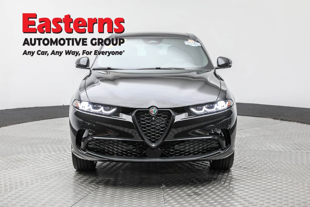 Used 2024 Alfa Romeo Tonale Veloce image 2
