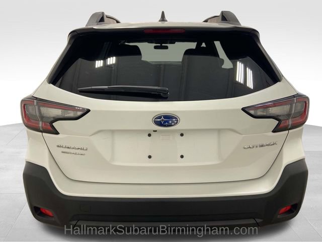 Used 2023 Subaru Outback Premium image 4