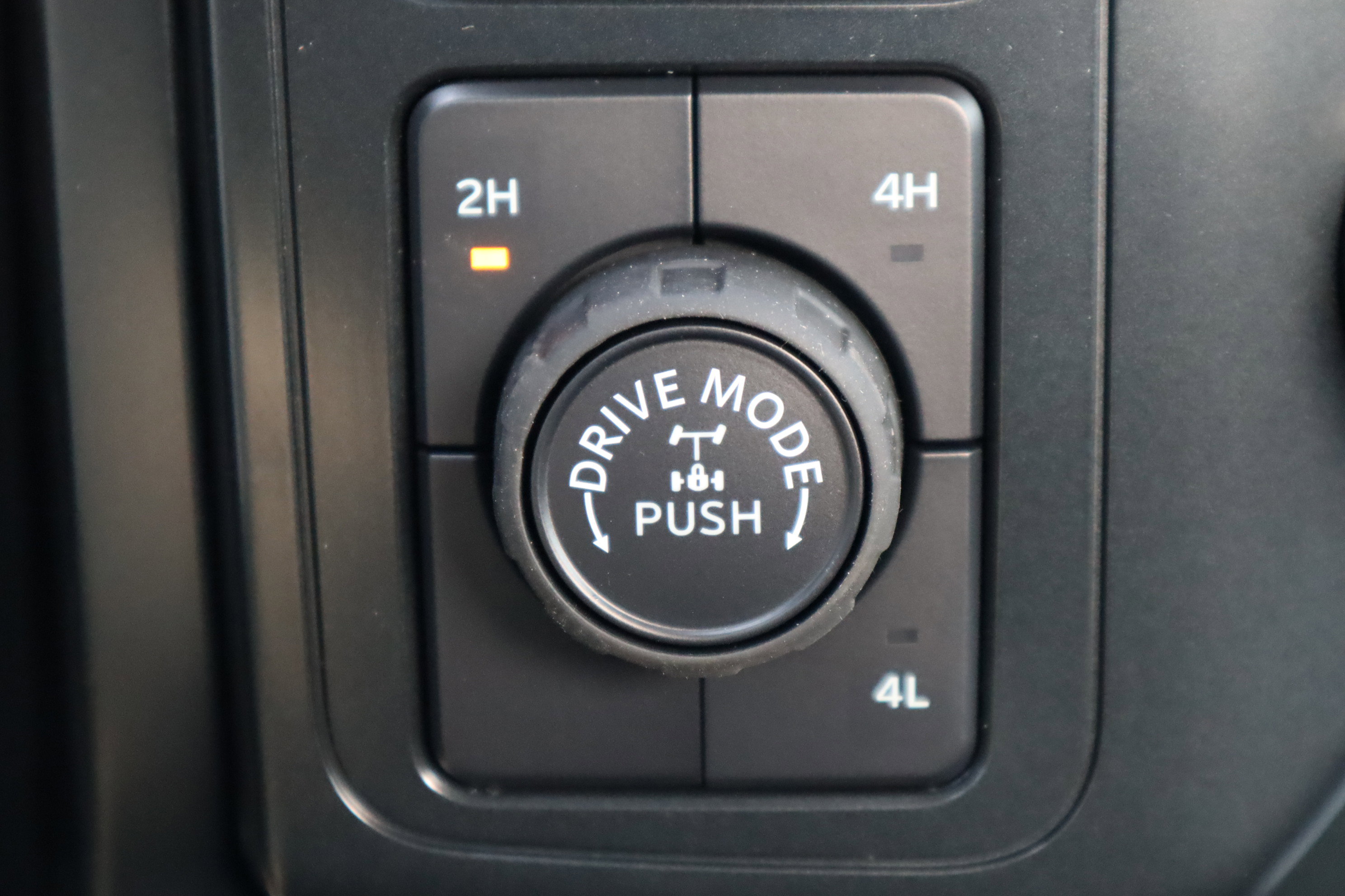 New 2025 Ford F150 XL w/ Equipment Group 103A High image 89