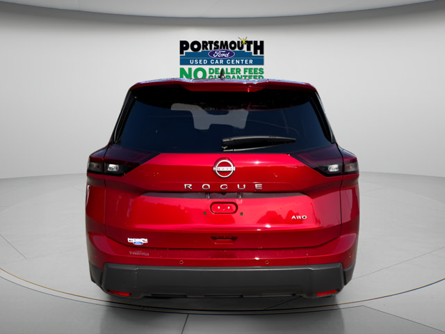 Used 2026 Nissan Rogue S AWD/4WD image 16