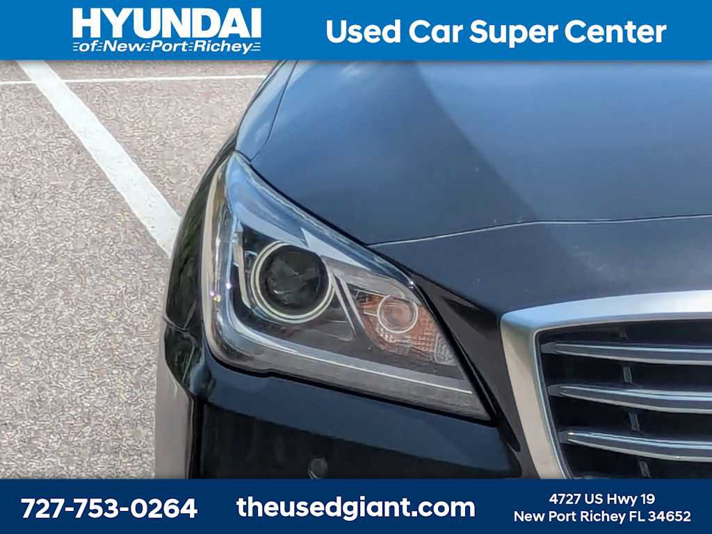 Used 2018 Genesis G80 3.8 w/ Option Group 02 RWD image 8