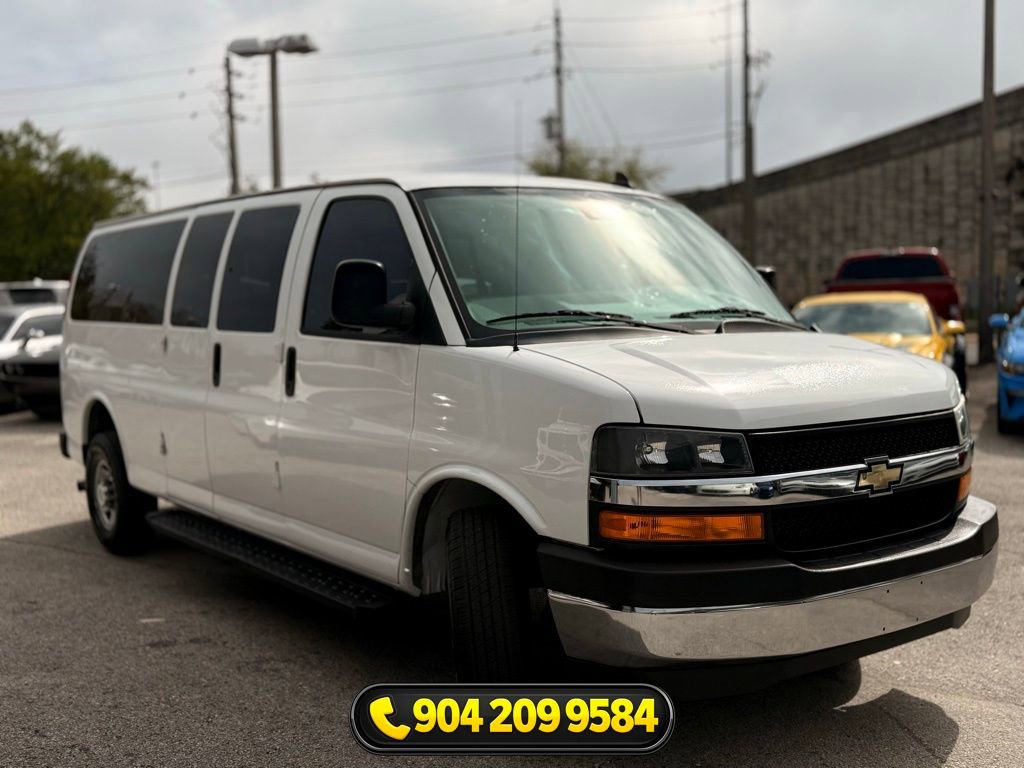 Used 2019 Chevrolet Express 3500 LT w/ LT Preferred Equipment Group RWD image 8