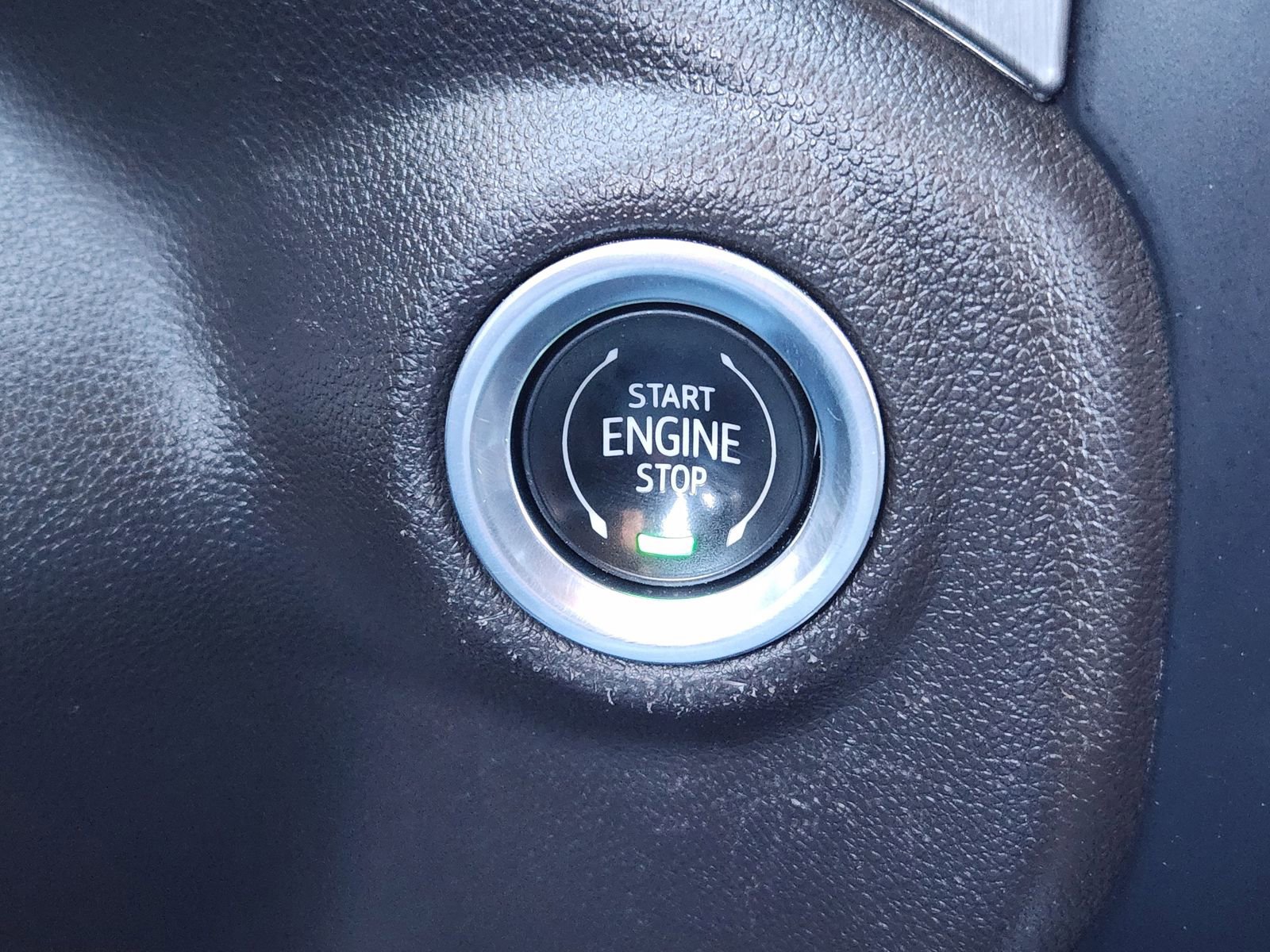 Used 2023 GMC Sierra 2500 Denali w/ Denali Ultimate Package image 24