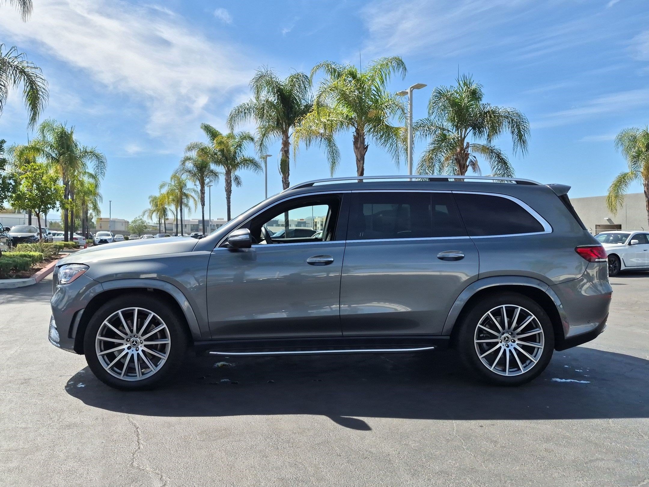 Used 2022 Mercedes-Benz GLS 450 4MATIC image 7