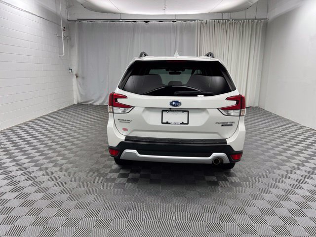 Used 2020 Subaru Forester Touring AWD/4WD image 5