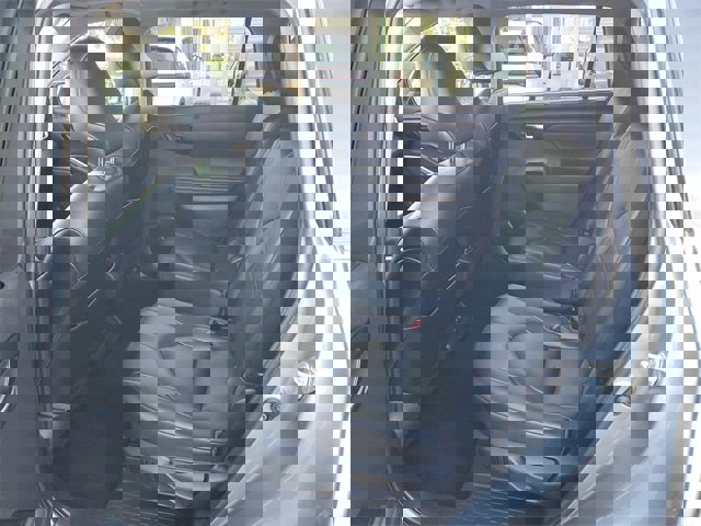 Used 2020 Toyota Highlander XLE image 12