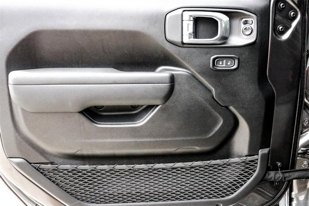 New 2024 Jeep Gladiator Sport image 7