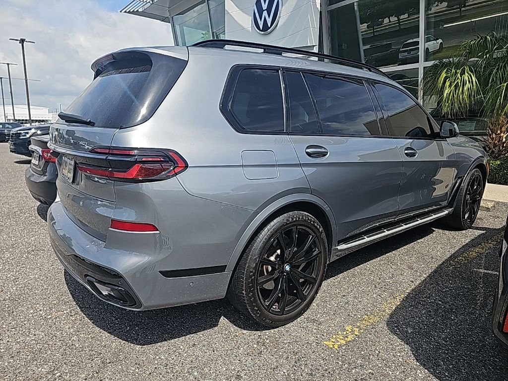 Used 2024 BMW X7 xDrive40i w/ Executive Package image 5