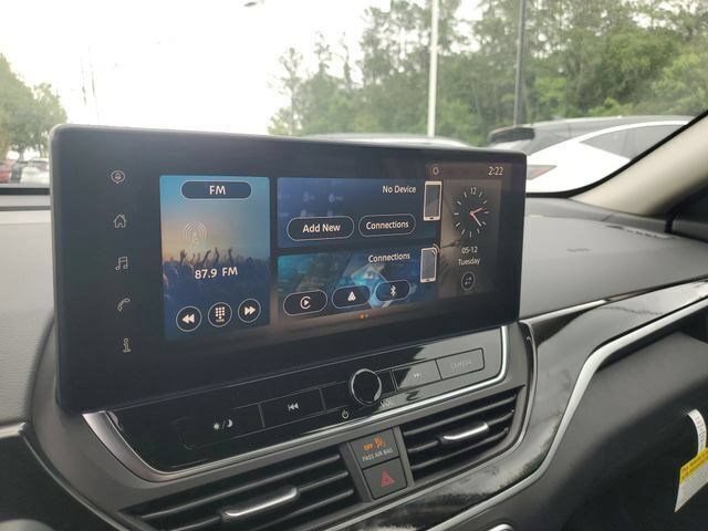 New 2026 Nissan Altima 2.5 SR FWD image 14
