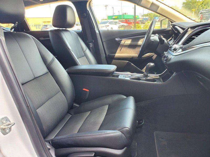 Used 2020 Chevrolet Impala LT w/ LT Convenience Package FWD image 13