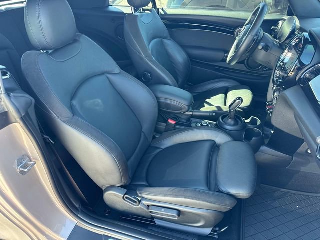 Used 2023 MINI Cooper S w/ Signature Upholstery Package FWD image 32