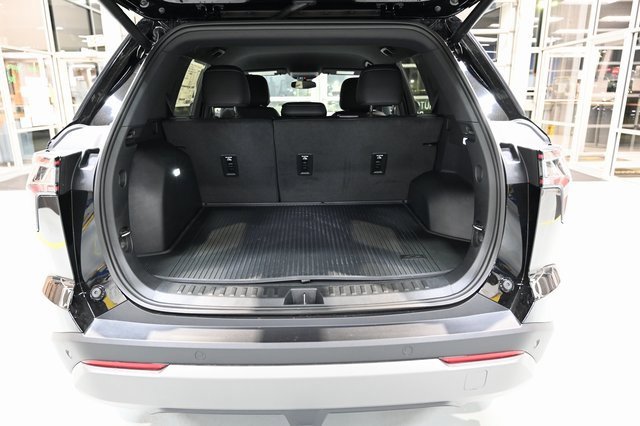 New 2026 Chevrolet Equinox LT w/ Convenience Package II image 25