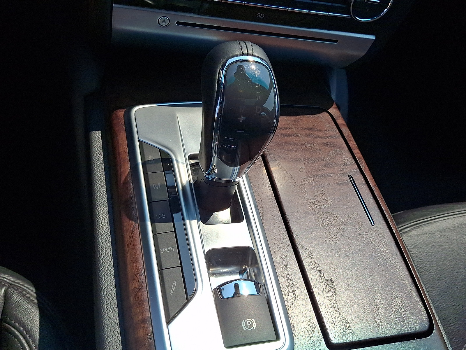 Used 2014 Maserati Quattroporte GTS RWD image 15