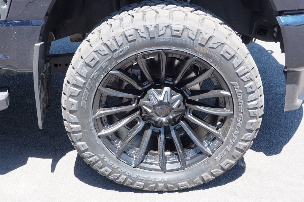 Used 2025 Ford F350 Lariat w/ Black Appearance Package AWD/4WD image 10
