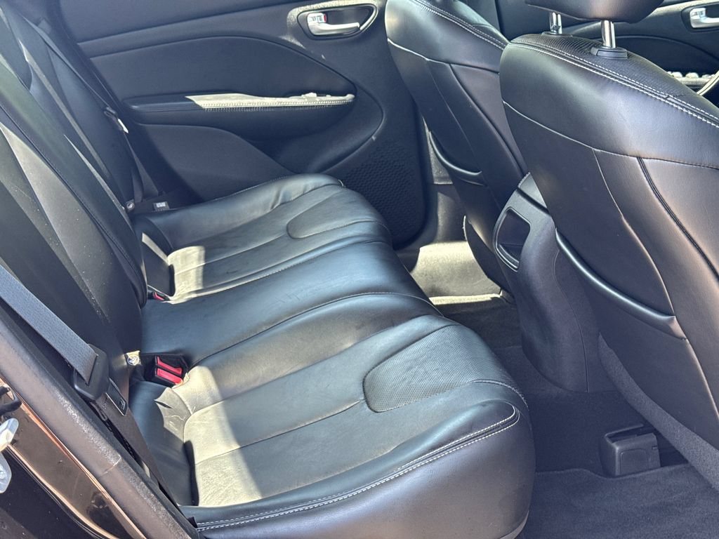 Used 2014 Dodge Dart Limited FWD image 17