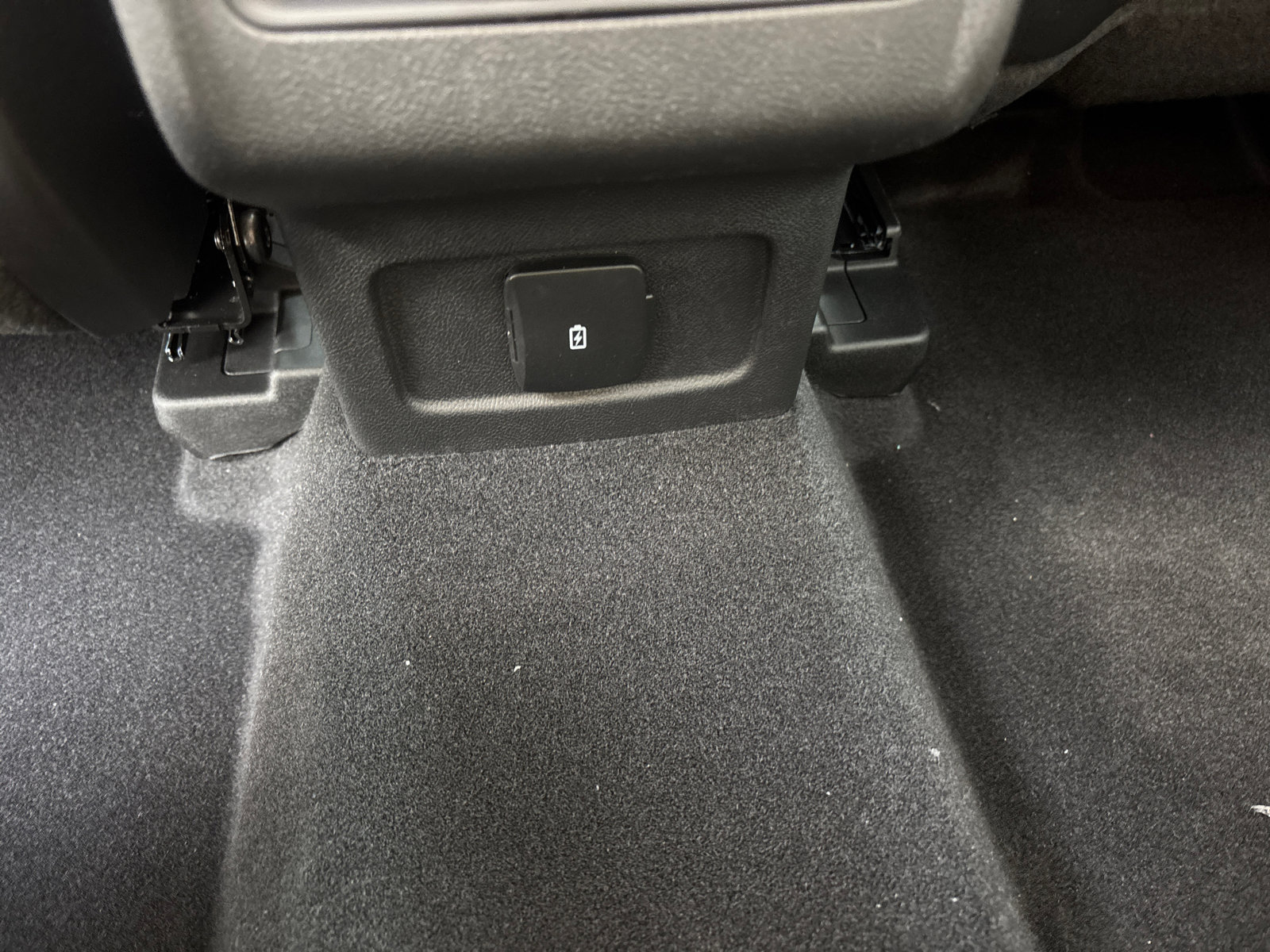 New 2026 Lincoln Corsair Premiere image 32