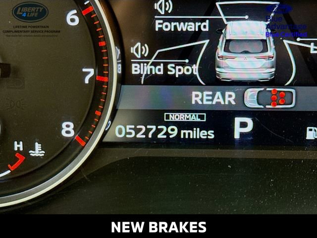 Used 2023 Mitsubishi Outlander SE image 12