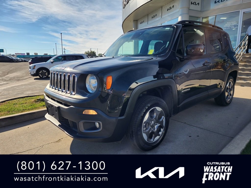 Used 2016 Jeep Renegade Latitude image 1