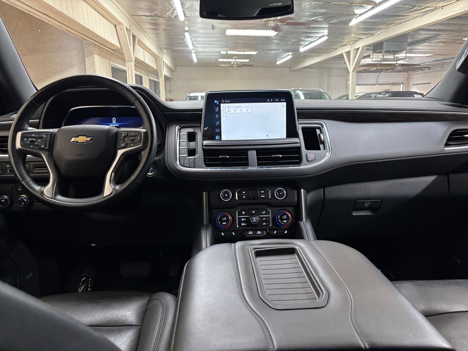 Used 2024 Chevrolet Tahoe LT w/ Luxury Package RWD image 36