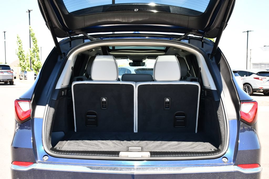 Used 2023 Acura MDX SH-AWD w/ Advance Package image 31