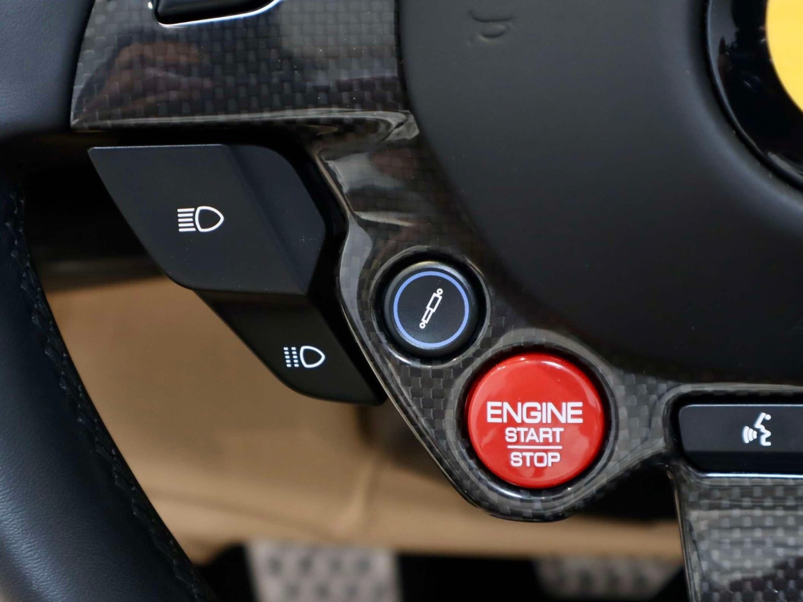 Certified 2023 Ferrari 812 GTS RWD image 25