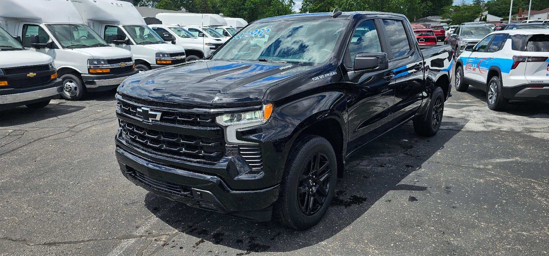 Used 2023 Chevrolet Silverado 1500 RST w/ LPO, Dark Essentials Package AWD/4WD image 3