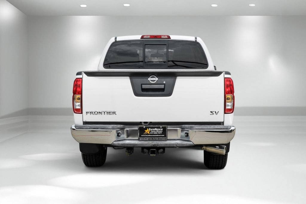 Used 2018 Nissan Frontier SV RWD image 7