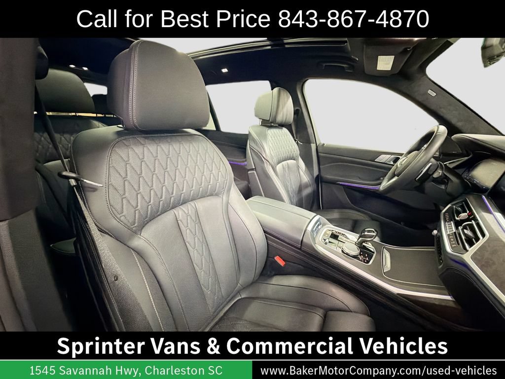 Used 2020 BMW X7 M50i w/ Luxury Seating Package AWD/4WD image 30