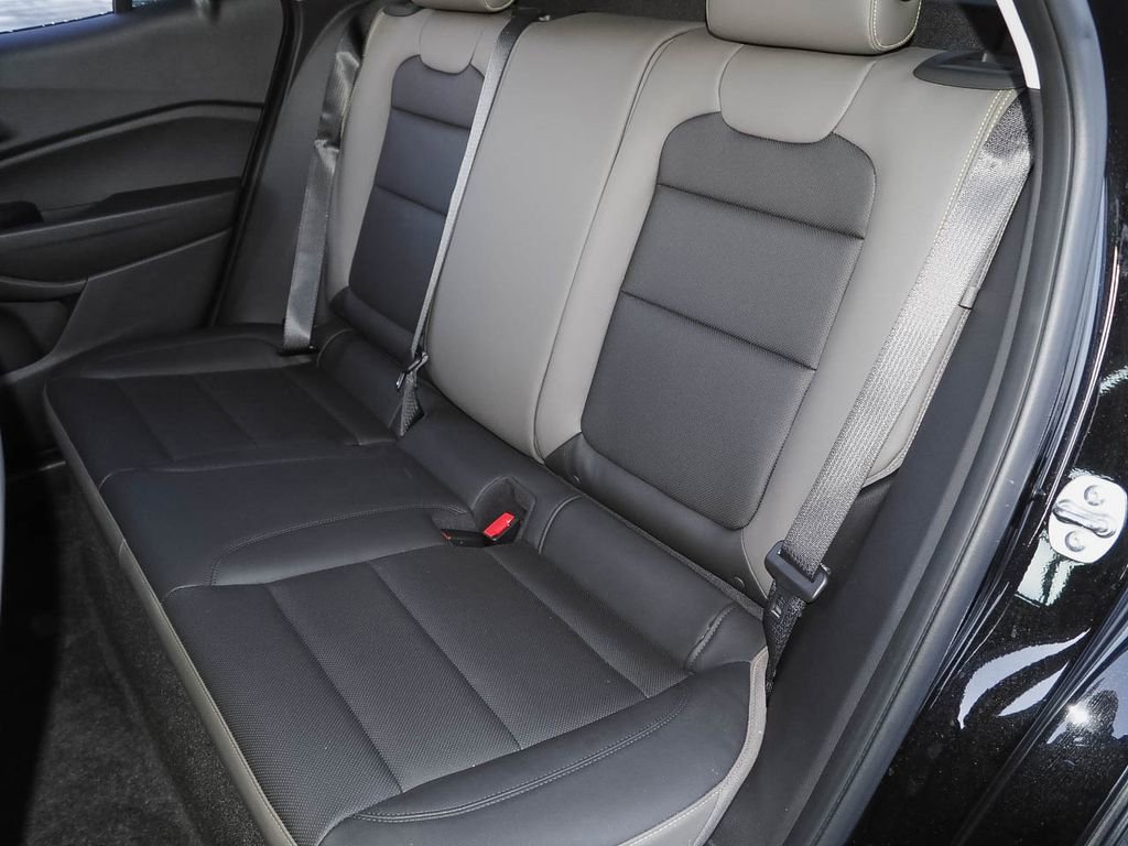 Certified 2024 Chevrolet Trax ACTIV w/ Sunroof Package image 22