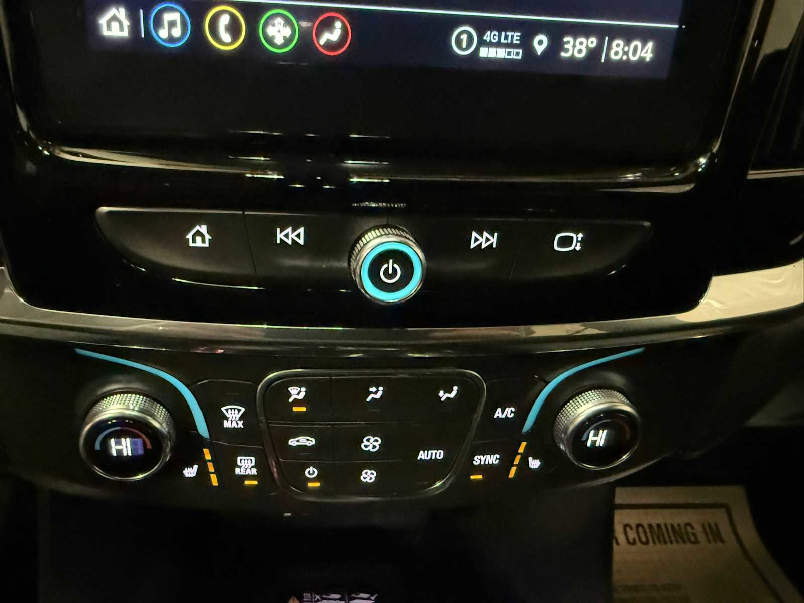 Used 2023 Chevrolet Traverse LT image 33