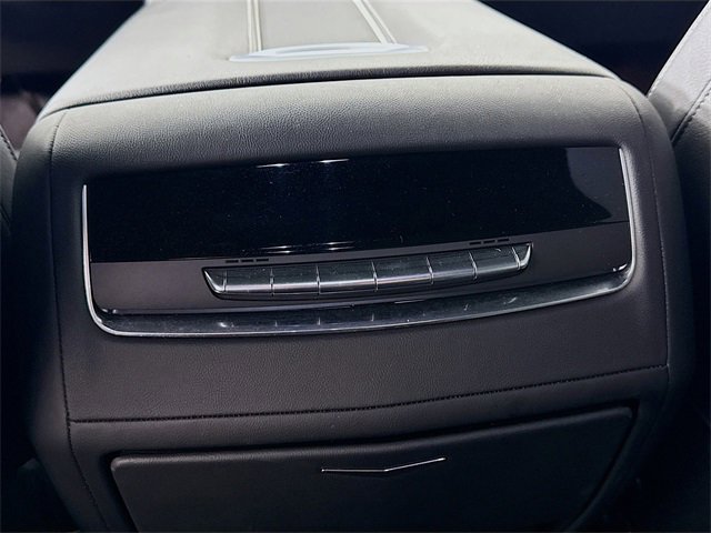 Used 2024 Cadillac Escalade ESV Luxury image 26