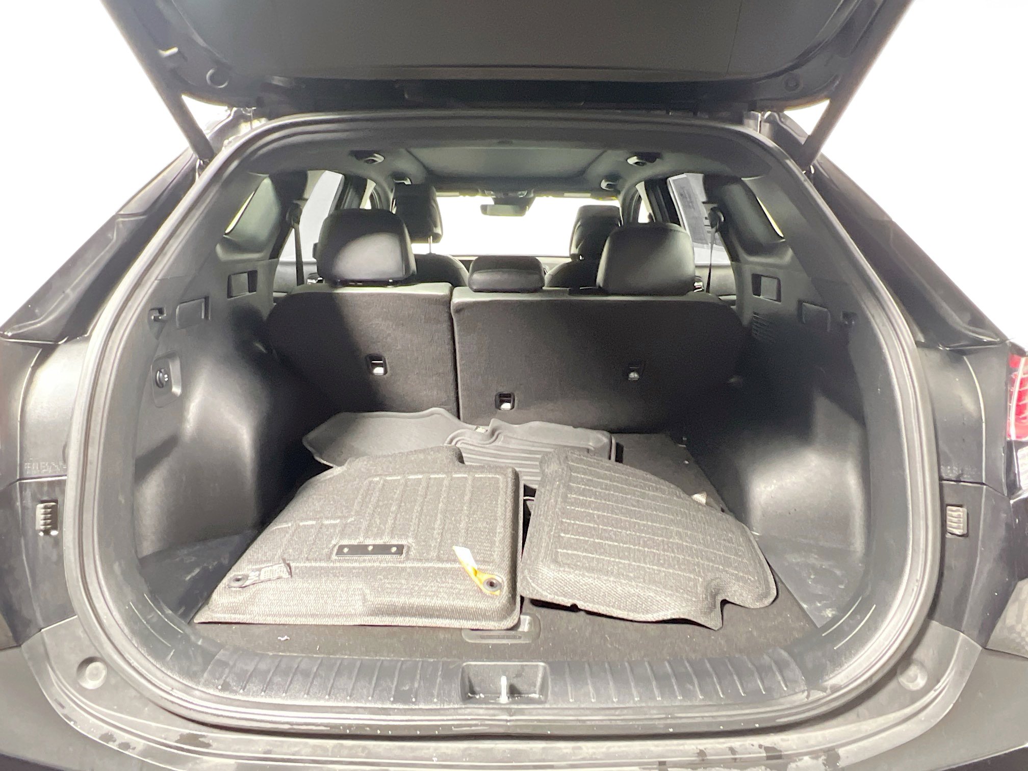 Used 2025 Kia Sportage X-Line w/ Premium Package image 34