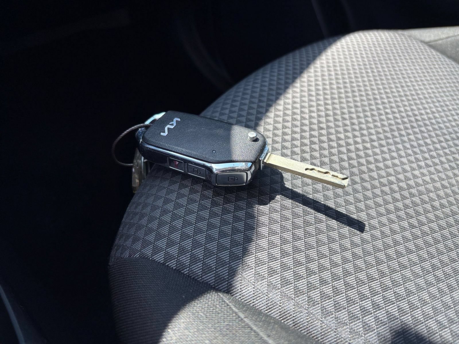 Used 2025 Kia Soul LX w/ LX Technology Package FWD image 20