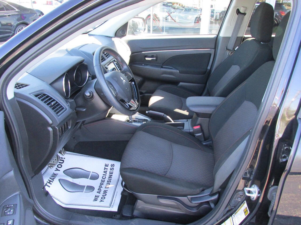 Used 2018 Mitsubishi Outlander Sport ES image 6