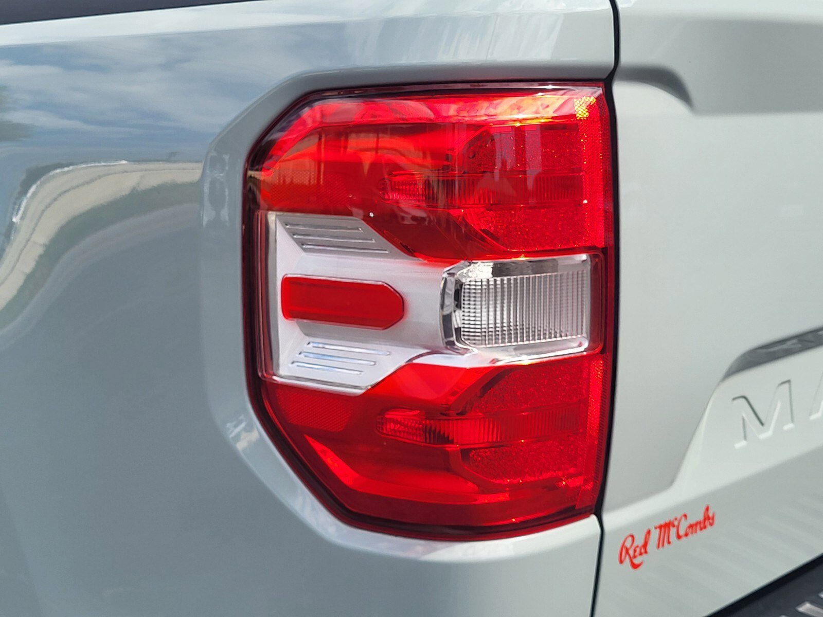 Used 2022 Ford Maverick XL FWD image 10