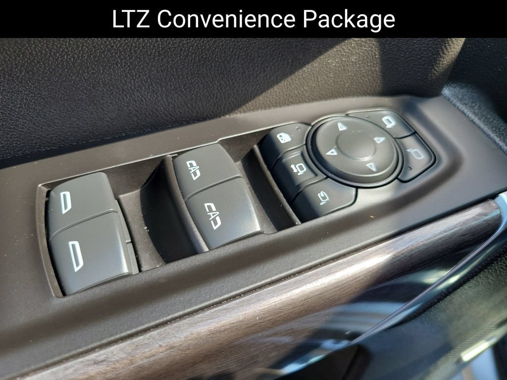 Used 2022 Chevrolet Silverado 2500 LTZ w/ LTZ Plus Package AWD/4WD image 14