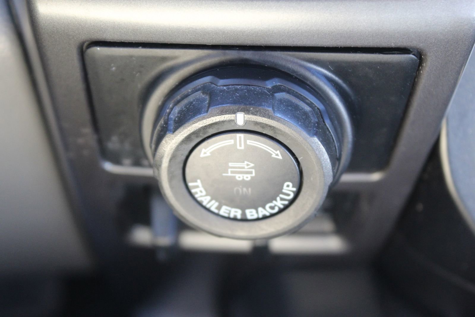 Used 2019 Ford F150 XLT w/ Equipment Group 302A Luxury image 38