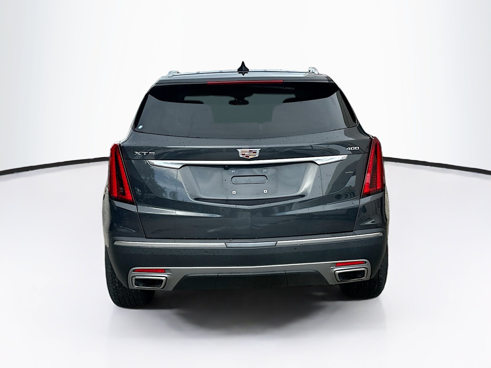 Used 2023 Cadillac XT5 Premium Luxury FWD image 3