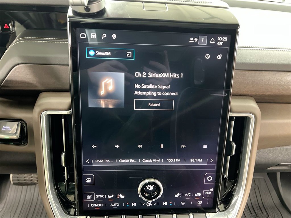 Used 2025 GMC Yukon Denali Ultimate image 13