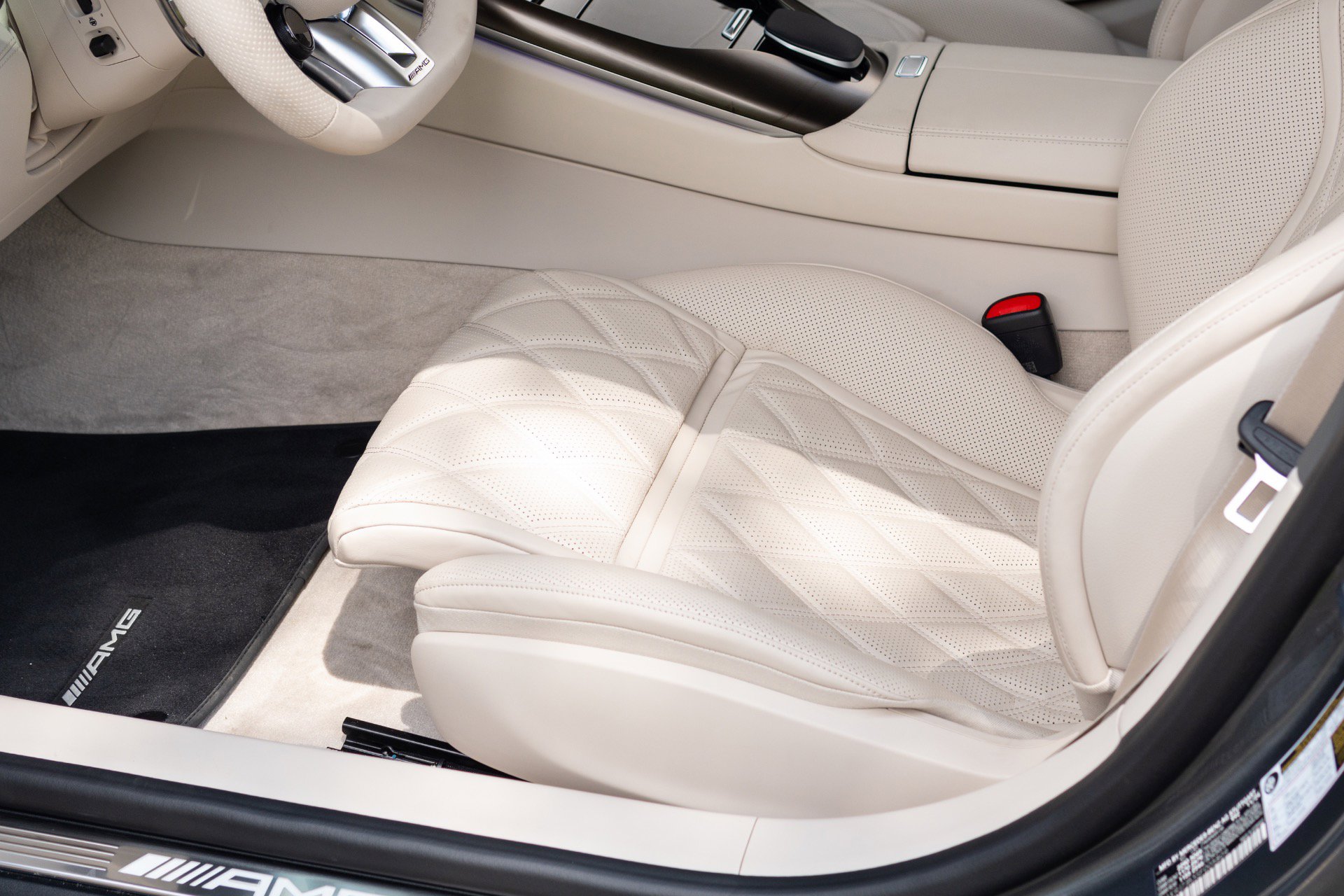 Used 2025 Mercedes-Benz AMG GT 63 image 43