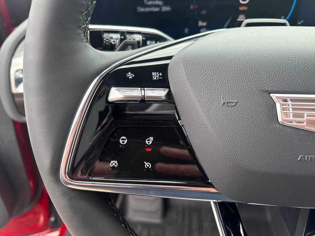 New 2025 Cadillac Lyriq Premium Luxury w/ LPO, Floor Liner Package image 28