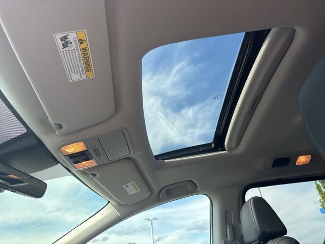 Used 2026 Honda Odyssey EX-L image 13