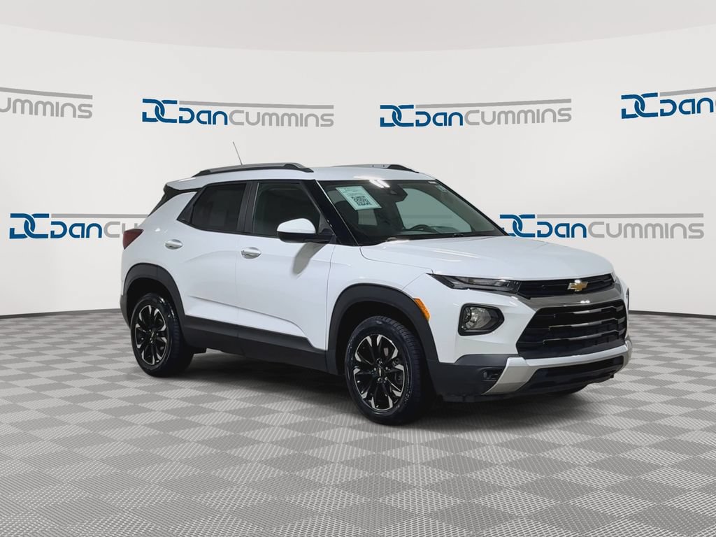 Used 2022 Chevrolet TrailBlazer LT AWD/4WD image 2